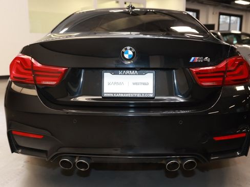 Used 2019 BMW M4 Coupe w/ Executive Package image 6