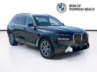Used 2025 BMW X7 xDrive40i video 1
