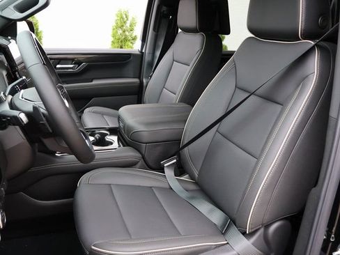 New 2026 GMC Yukon XL Elevation w/ Elevation Premium Package AWD/4WD image 23