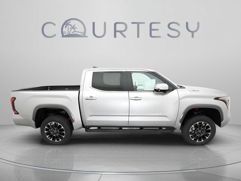 New 2025 Toyota Tundra Limited AWD/4WD image 17