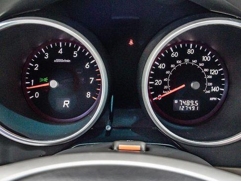 Used 2011 Subaru Tribeca Limited w/ PWR Moonroof & Navigation Pkg image 13