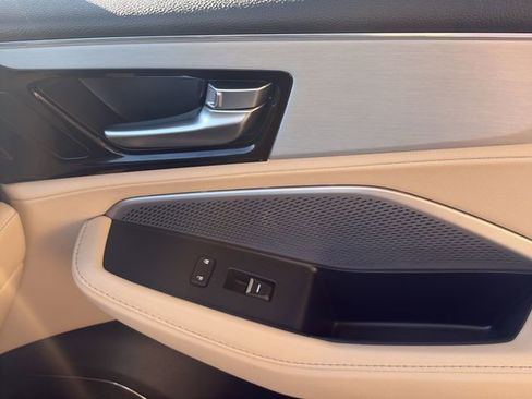 Used 2025 Acura MDX Base image 17