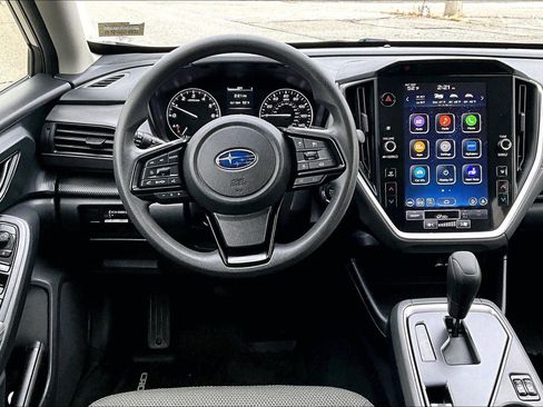 Used 2024 Subaru Crosstrek 2.0i Premium image 5