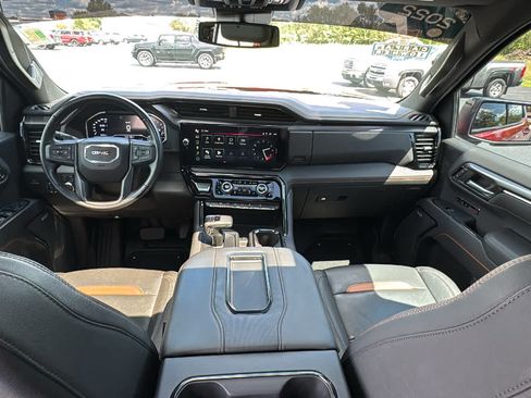 Certified 2022 GMC Sierra 1500 AT4 w/ AT4 Preferred Package AWD/4WD image 28