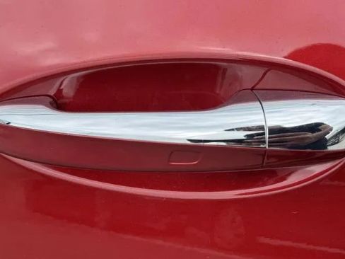 Used 2017 Mercedes-Benz E 300 4MATIC image 11