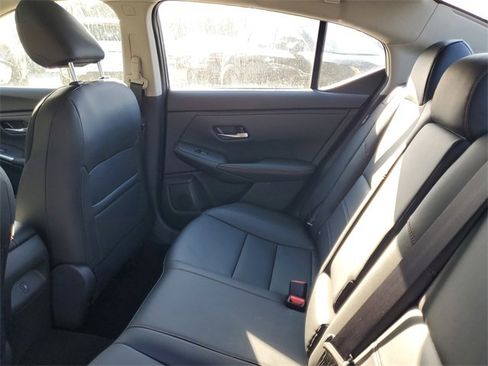 New 2025 Nissan Sentra SR w/ SR Premium Package image 25