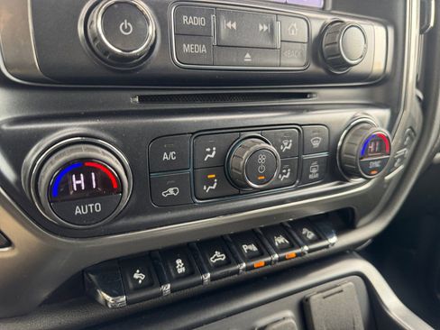 Used 2018 Chevrolet Silverado 1500 LTZ Z71 w/ LTZ Plus Package image 23