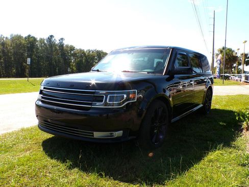 Used 2019 Ford Flex Limited w/ Equipment Group 303A AWD/4WD image 3