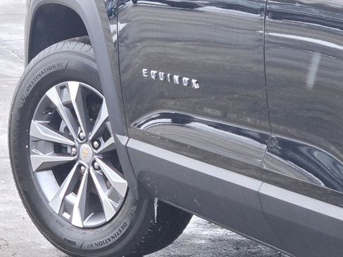 Used 2025 Chevrolet Equinox LT w/ Safety and Technology Package FWD image 14
