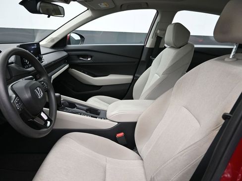 Certified 2023 Honda Accord EX image 24