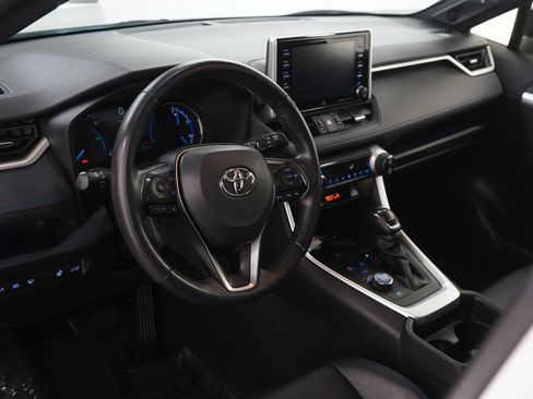 Used 2020 Toyota RAV4 XSE image 24