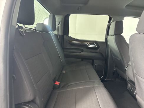 Used 2025 Chevrolet Silverado 1500 LT image 24