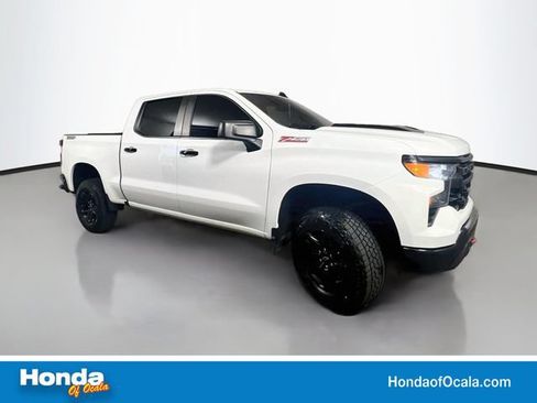 Used 2022 Chevrolet Silverado 1500 Custom Trail Boss AWD/4WD image 1