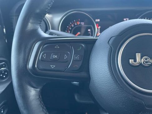 Used 2019 Jeep Wrangler Unlimited Sport S AWD/4WD image 14