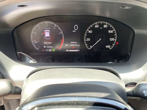 Certified 2024 Honda HR-V Sport image 12