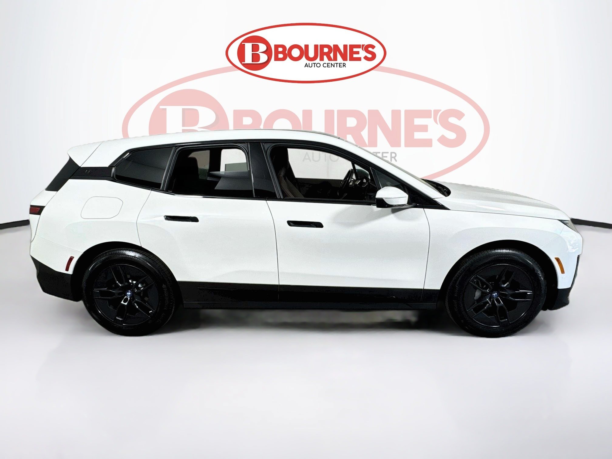 Used 2024 BMW iX xDrive50 AWD/4WD image 13