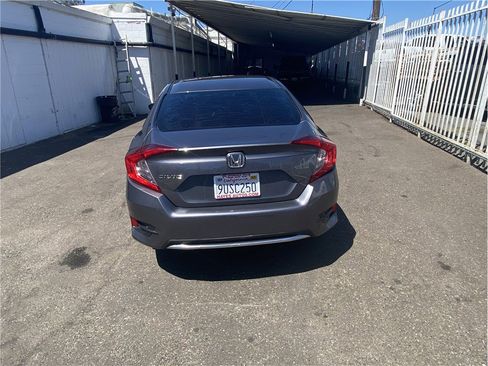 Used 2019 Honda Civic LX image 6