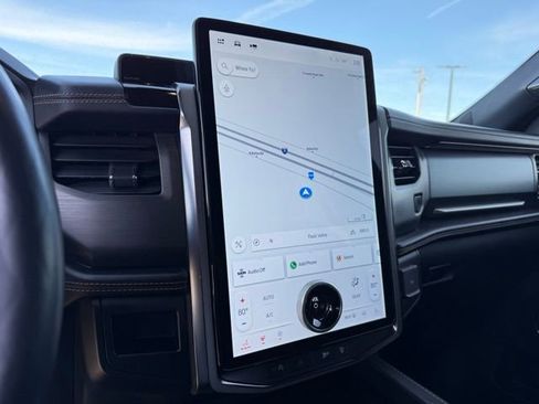 Used 2023 Ford Expedition Platinum image 22