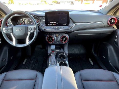 Used 2025 Chevrolet Blazer RS w/ Driver Confidence II Package image 10