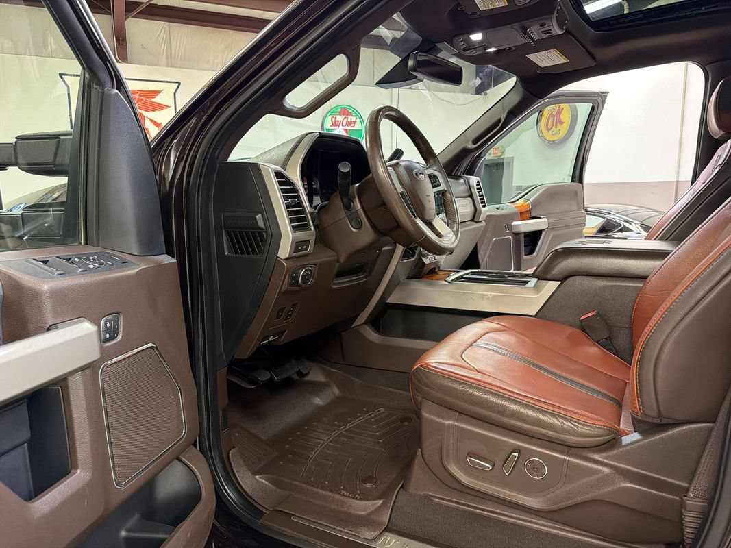 Used 2019 Ford F250 King Ranch w/ King Ranch Ultimate Package AWD/4WD image 23