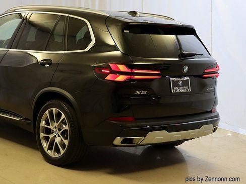 Certified 2025 BMW X5 xDrive40i w/ Premium Package image 8