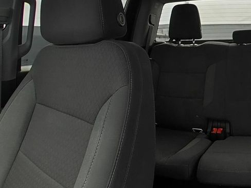 Used 2024 Chevrolet Silverado 1500 LT AWD/4WD image 28