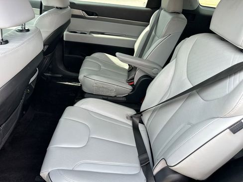 Used 2025 Hyundai Palisade SEL FWD image 20