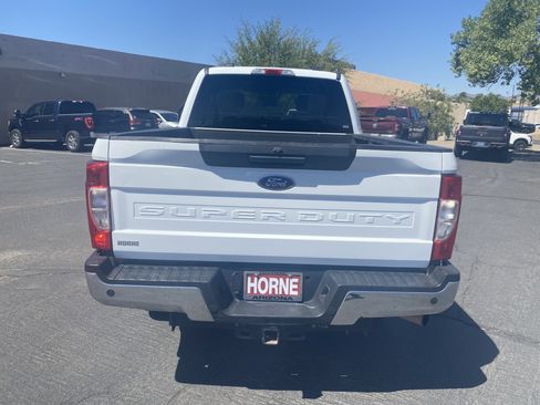 Used 2022 Ford F250 XL w/ Power Equipment Group AWD/4WD image 3
