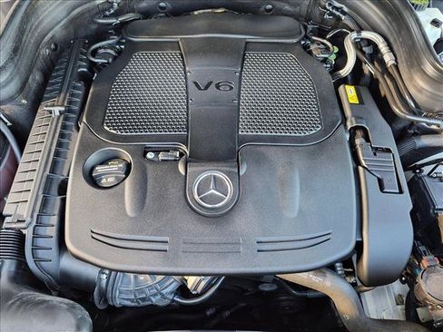 Used 2015 Mercedes-Benz GLK 350 4MATIC image 23