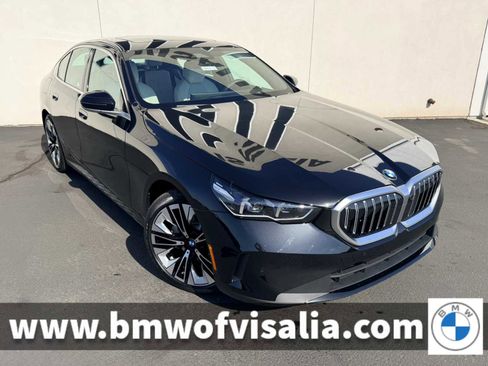 New 2026 BMW 530i w/ Convenience Package image 1