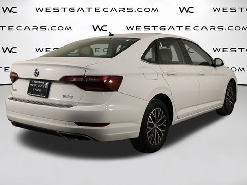 Used 2019 Volkswagen Jetta SE w/ Cold Weather Package image 43