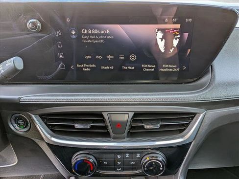 Used 2024 Buick Encore GX Sport Touring image 14