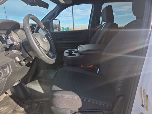 New 2026 RAM 5500 Tradesman w/ Chrome Appearance Group image 9