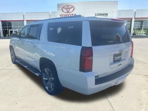 Used 2018 Chevrolet Suburban LT w/ LT Signature Package AWD/4WD image 37