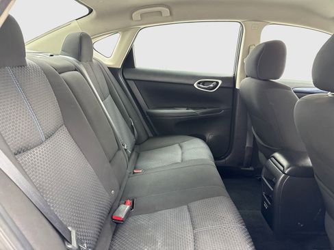 Used 2018 Nissan Sentra SR w/ SR Midnight Edition Package FWD image 44