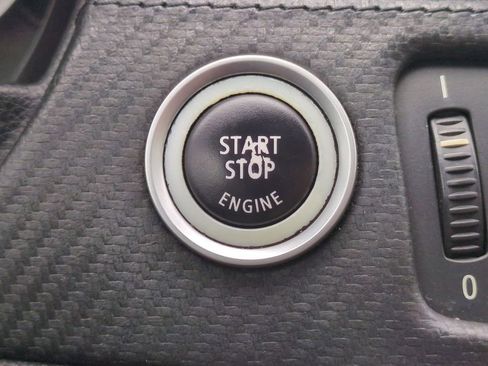 Used 2013 BMW M3 Convertible image 30