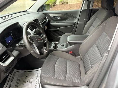Used 2023 GMC Terrain SLE w/ Driver Convenience Package AWD/4WD image 9