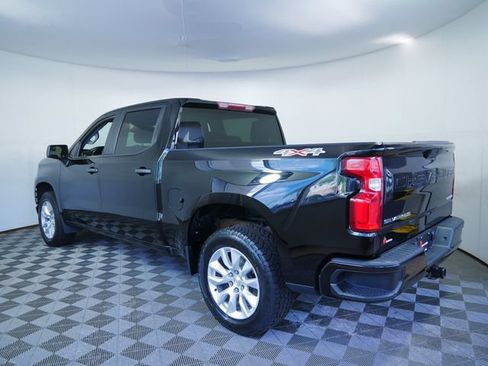 Used 2021 Chevrolet Silverado 1500 Custom AWD/4WD image 6