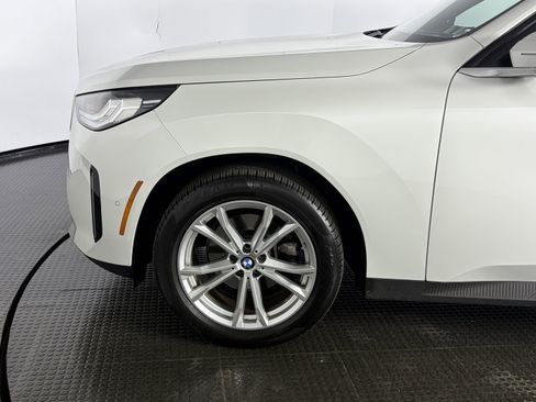 Certified 2025 BMW X3 xDrive30i w/ Convenience Package AWD/4WD image 3