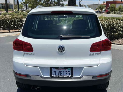 Used 2015 Volkswagen Tiguan SEL FWD image 15