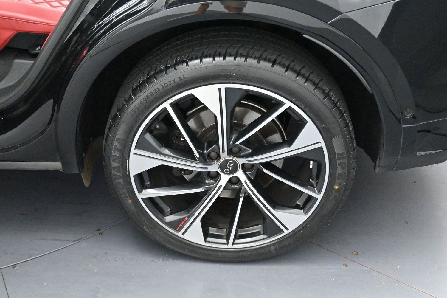 Used 2024 Audi SQ5 Prestige AWD/4WD image 33