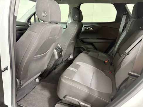 Used 2025 Chevrolet Blazer LT image 39