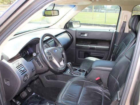 Used 2013 Ford Flex SEL FWD image 7