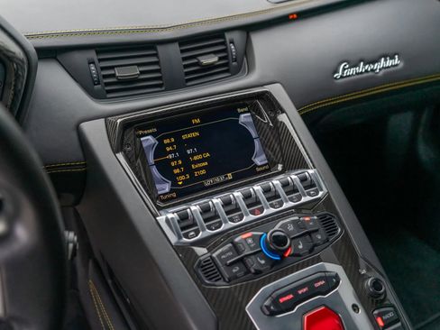 Used 2017 Lamborghini Aventador LP 700-4 AWD/4WD image 56