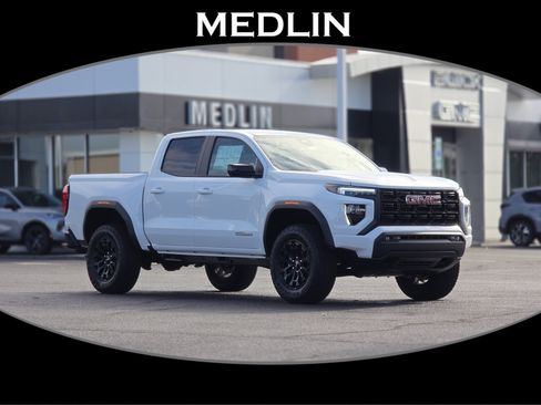 New 2026 GMC Canyon Elevation w/ Convenience Package RWD image 1