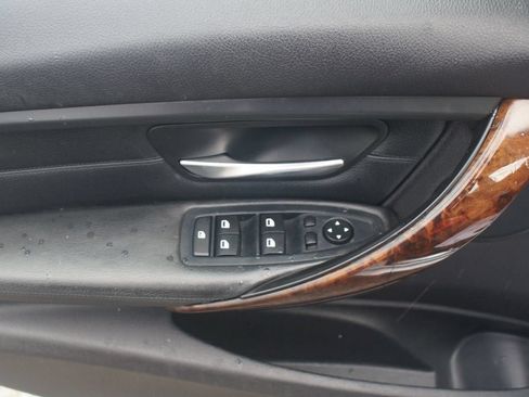 Used 2013 BMW 328i Sedan RWD image 20