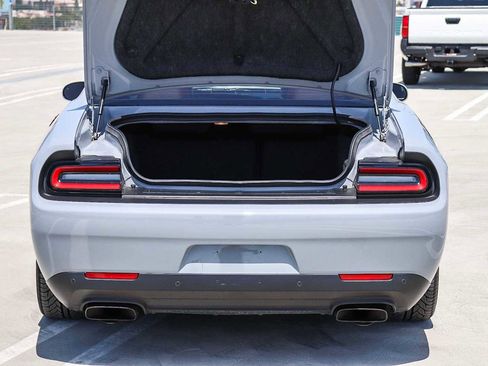 Used 2022 Dodge Challenger SRT Hellcat w/ Plus Package RWD image 31