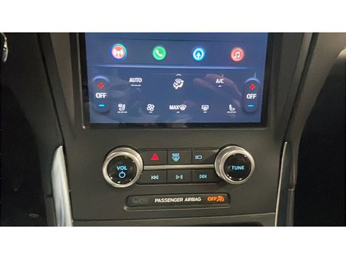 Used 2022 Ford Edge Titanium w/ Equipment Group 301A AWD/4WD image 14