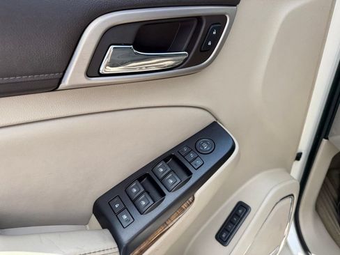 Used 2015 GMC Yukon XL Denali w/ Premium Package AWD/4WD image 15