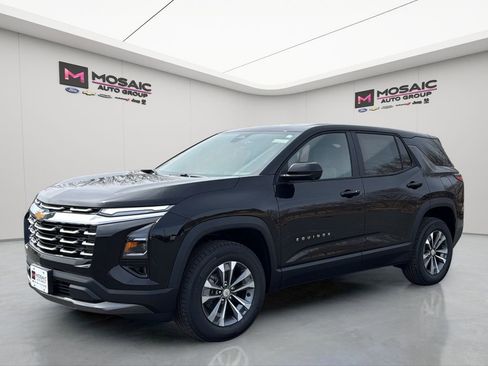 New 2026 Chevrolet Equinox LT w/ Convenience Package II AWD/4WD image 3